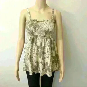 Vintage shirred floral  top camisole. Adjustable straps on the back.
